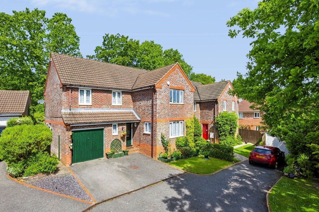 House in Crowborough, England 1 - 17694601