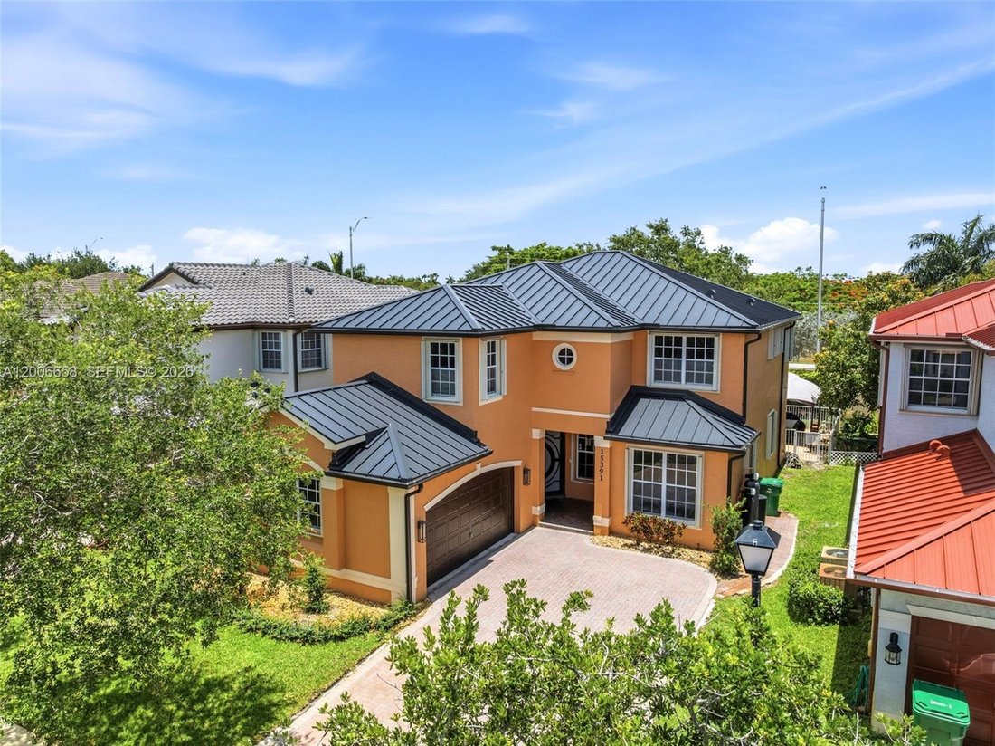 House in Miramar, Florida, United States 3 - 18008039