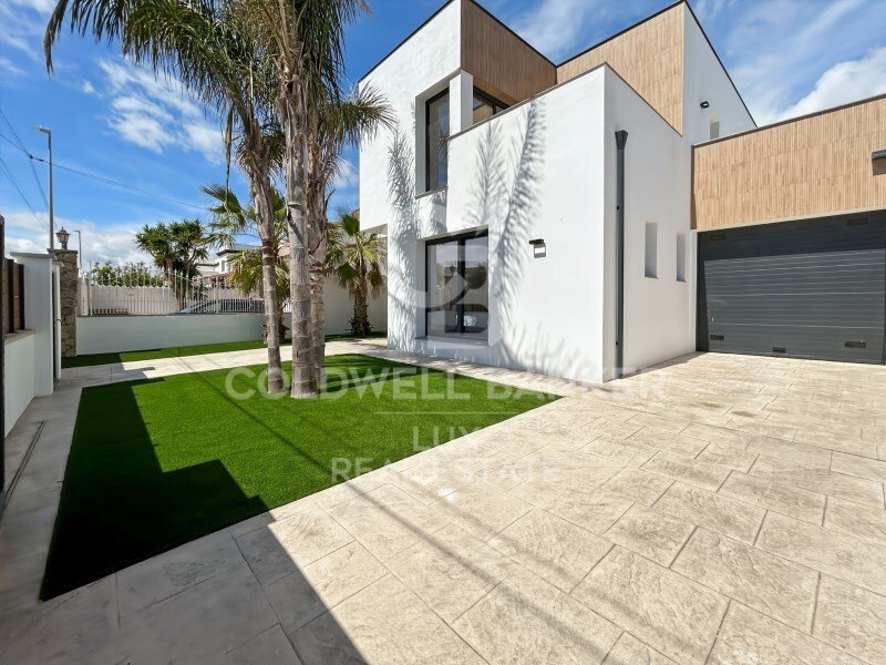 House in Empuriabrava, Catalonia, Spain 3 - 18010906
