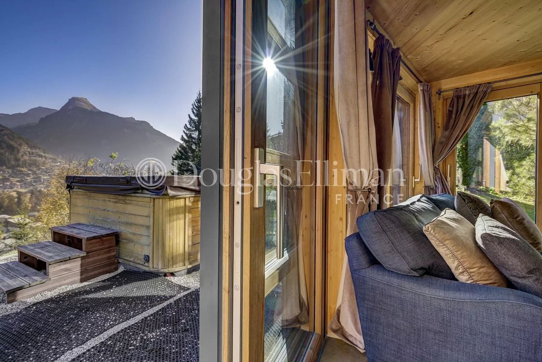 Chalet in Morzine, Auvergne-Rhône-Alpes, France 3 - 14868203