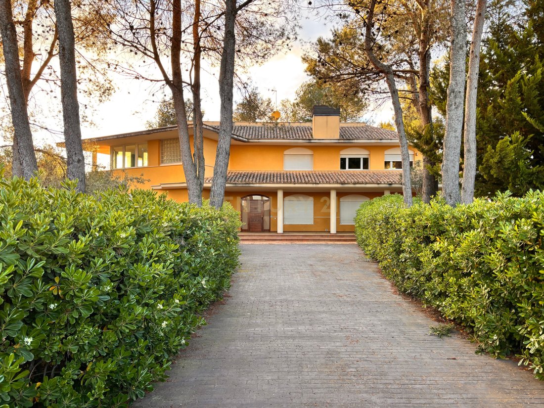 Villa in Banyeres de Mariola, Valencian Community, Spain 4 - 18009706