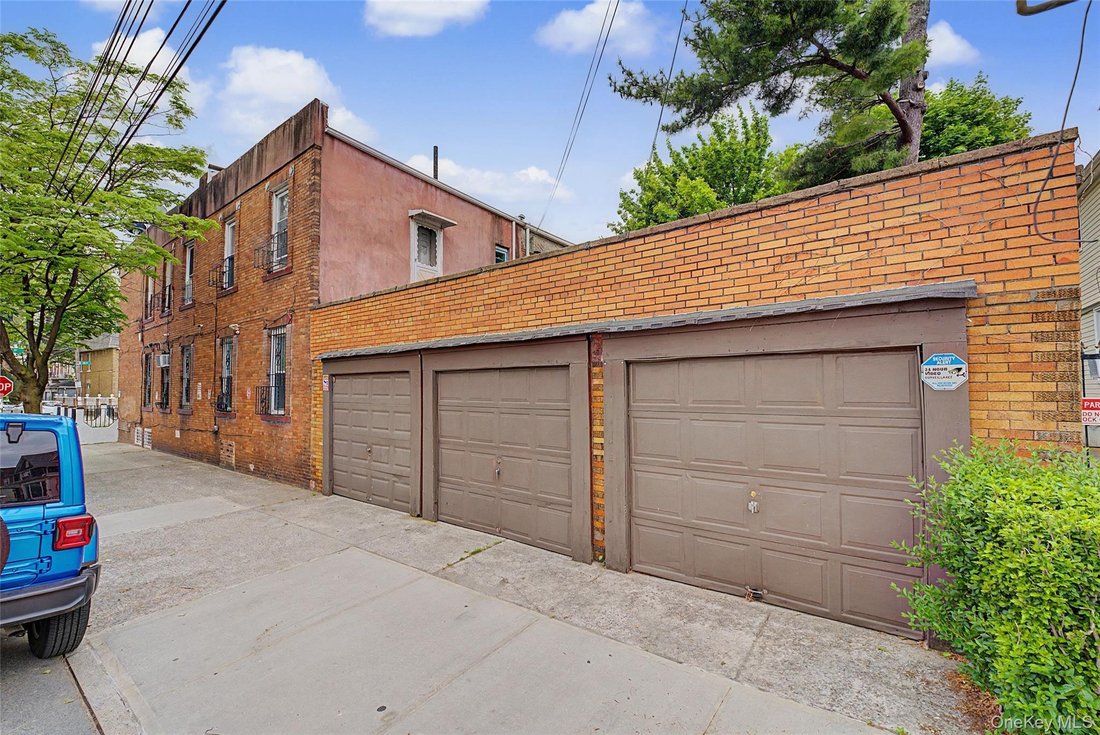 House in New York, New York, United States 3 - 18008478