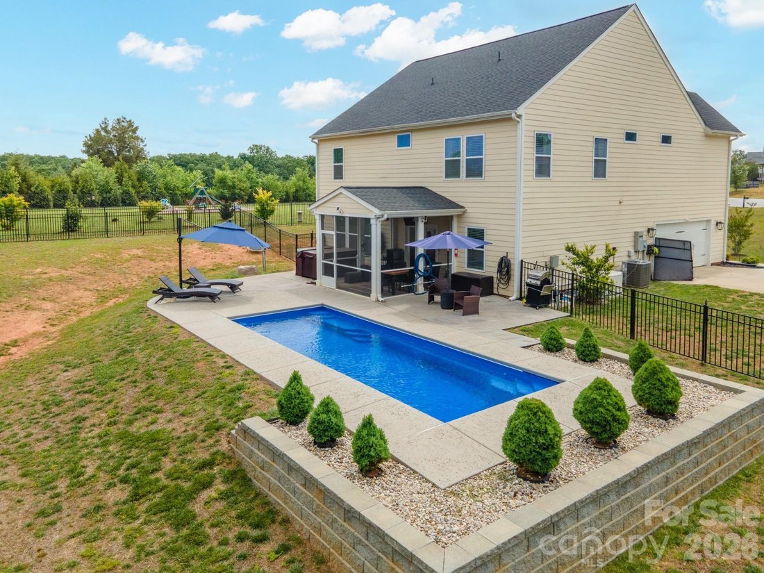 House in Lincolnton, North Carolina, United States 3 - 18011923