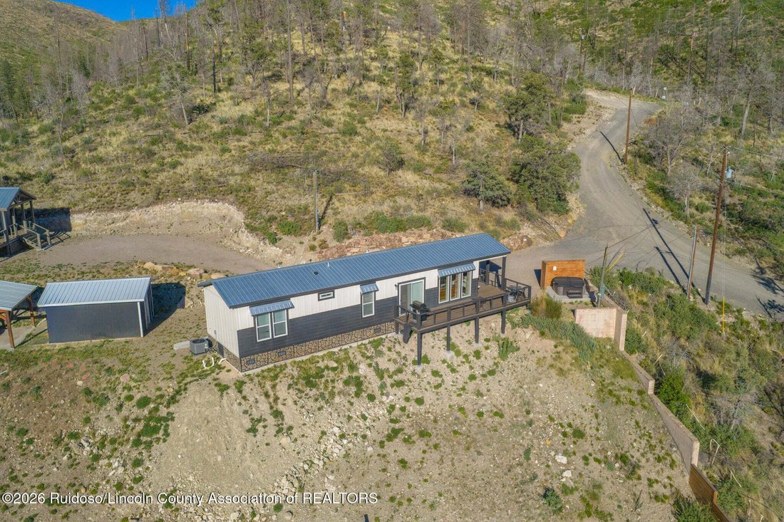 Ruidoso, New Mexico, United States 3 - 18006096