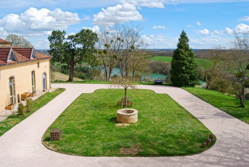 For Sale Near Marciac (32) 32 Room Castle 1540 M2 Of Living Space 5.8 Hectare Estate