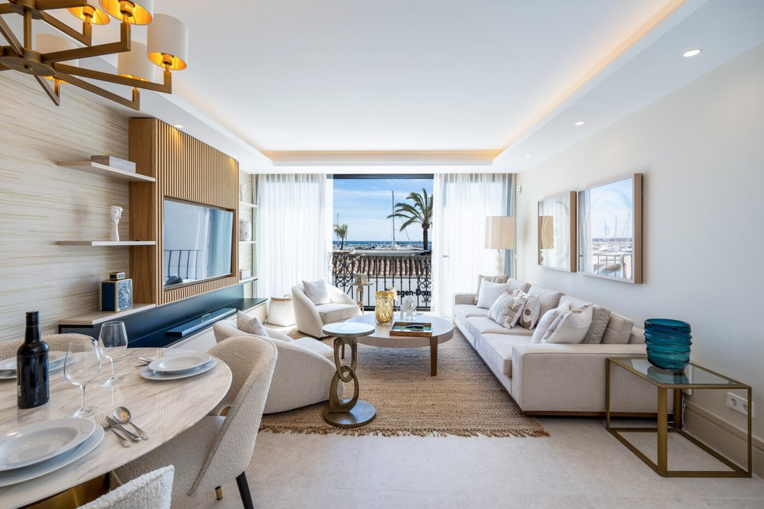 Apartment in Puerto Banus, Marbella, Spain 2 - 18007985