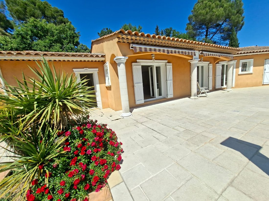 House in La Motte, Provence-Alpes-Côte d'Azur, France 2 - 18005727