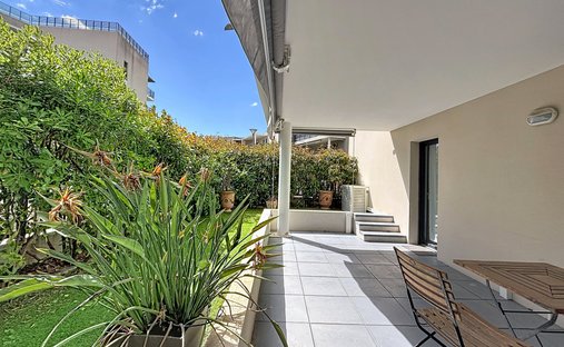 Apartment in Le Dramont-Agay-Anthéor-Le Trayas, Saint-Raphaël, France 1