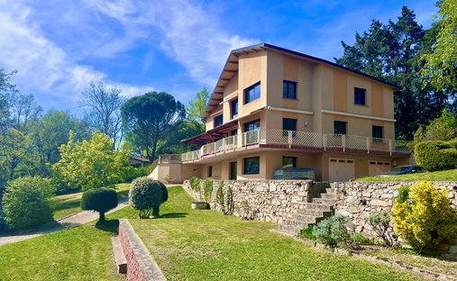 Haus in Centre, Riorges, Frankreich 1