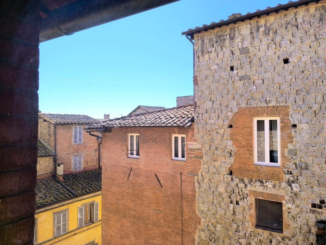 Apartment in Historic Center, Siena, Tuscany 4 - 18010050