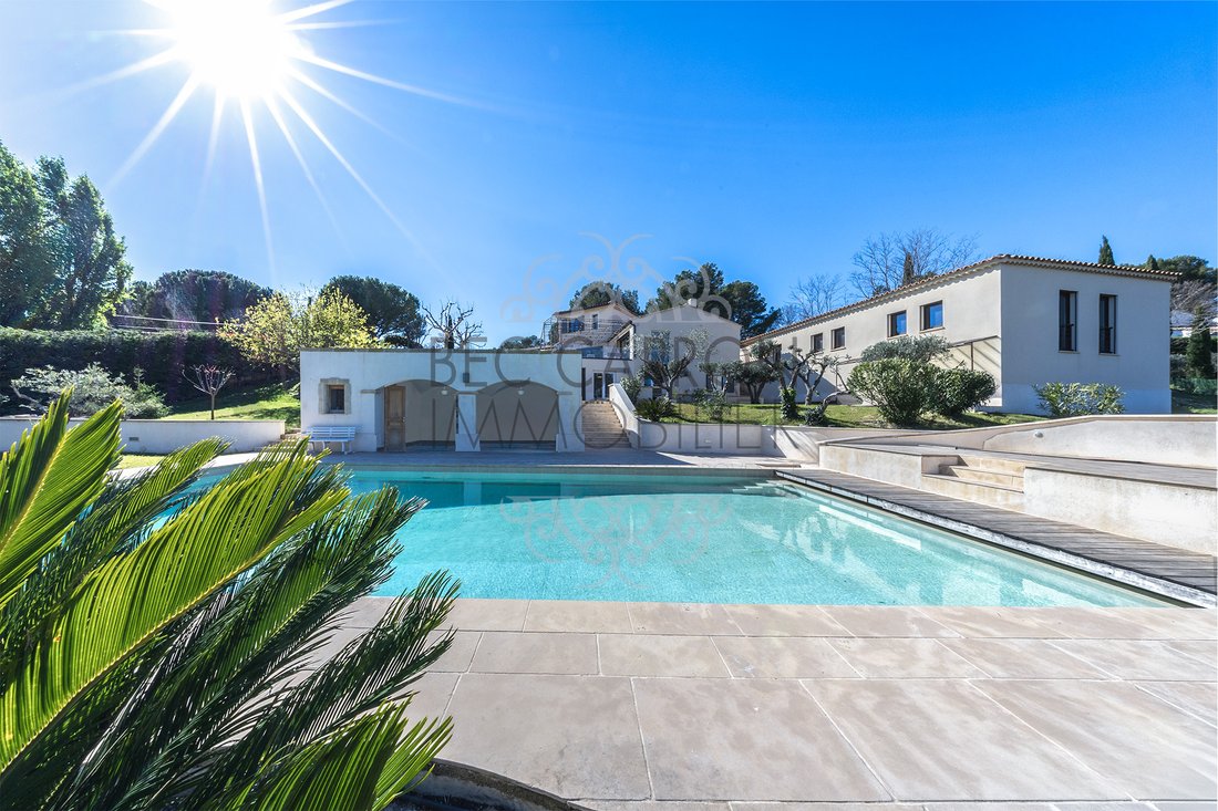 Villa in Granettes-Jauberte-Sainte Anne, Aix-en-Provence, France 3 - 17454237
