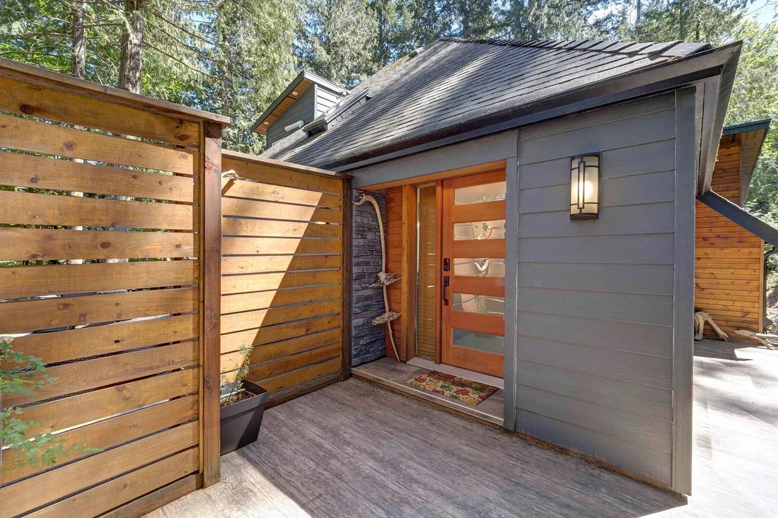 House in Sechelt, British Columbia, Canada 3 - 18007001
