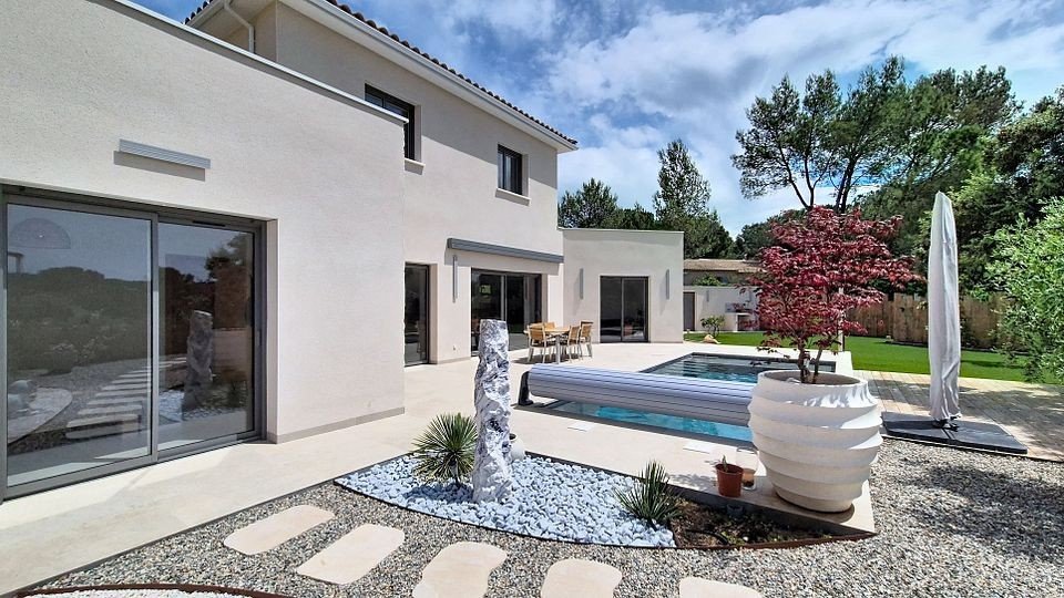 Villa in Langlade, Occitania, France 2 - 18008619