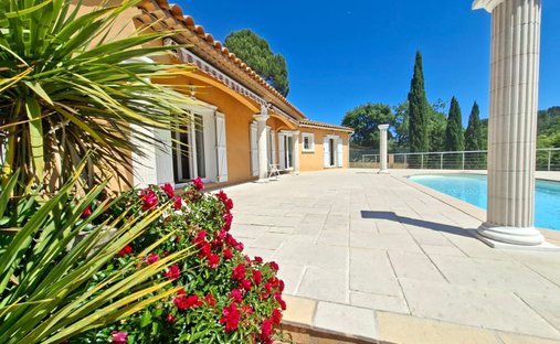 House in La Motte, Provence-Alpes-Côte d'Azur, France 1
