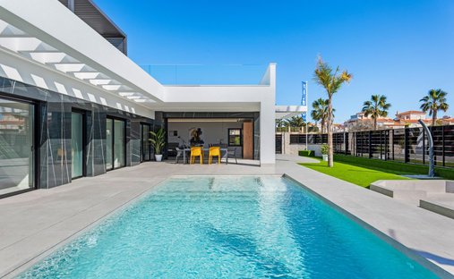 Villa in Algorfa, Valencian Community, Spain 1
