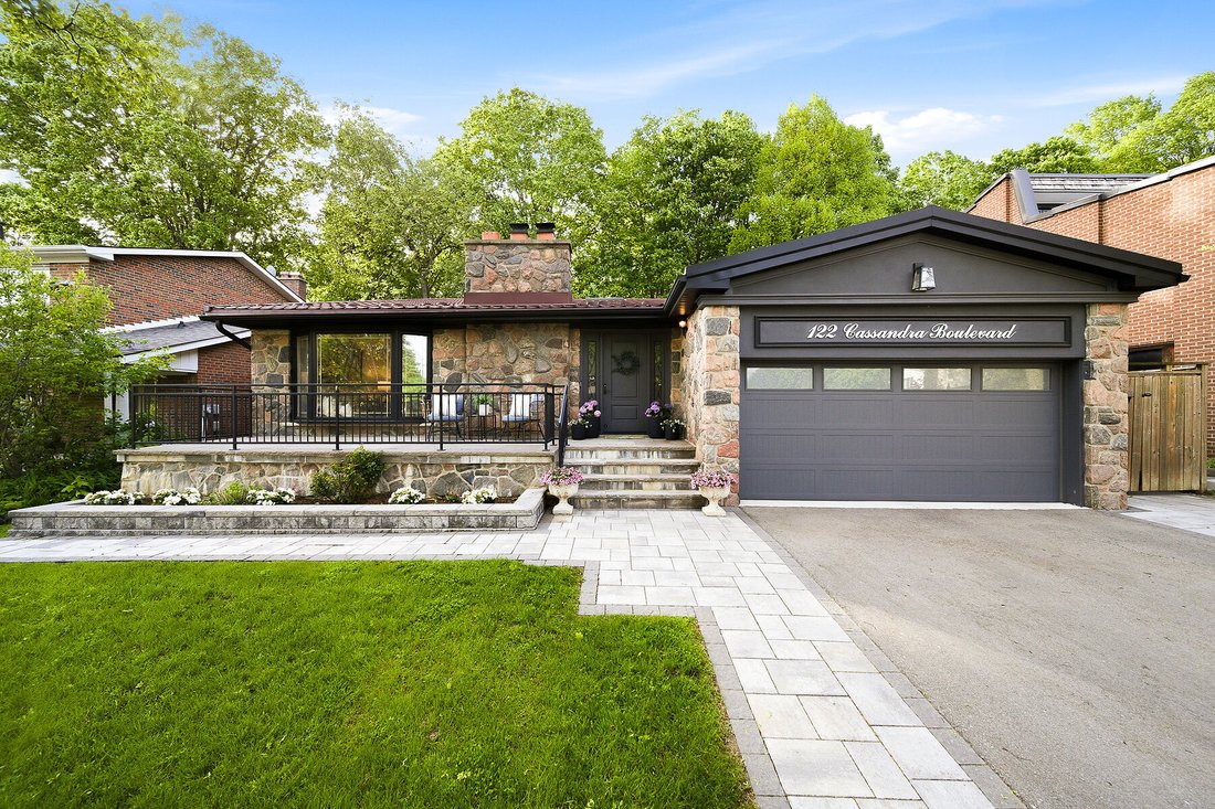House in Toronto, Ontario, Canada 1 - 18010404