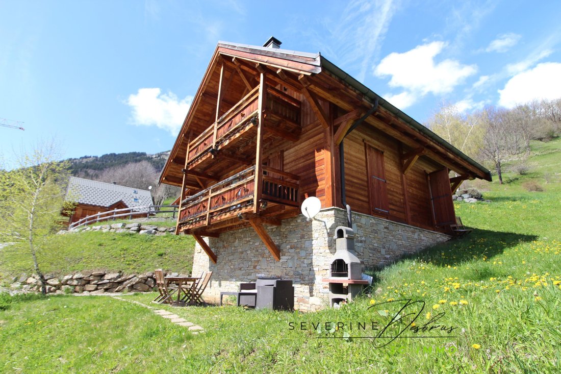 Chalet in Vaujany, Auvergne-Rhône-Alpes, France 1 - 17010652