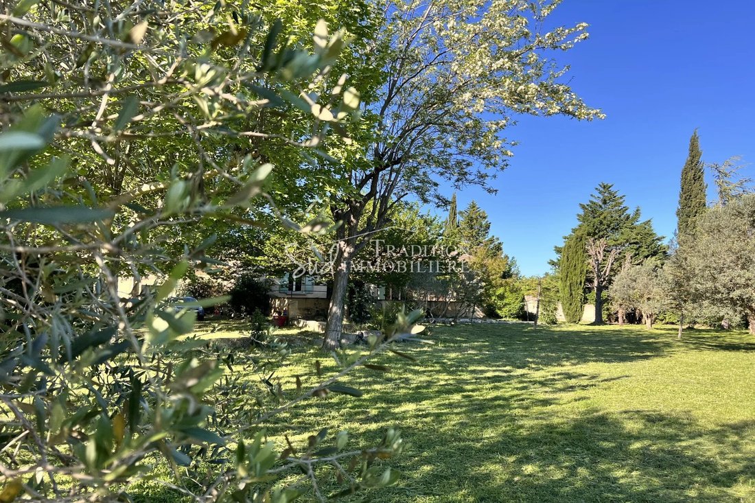 Villa in Maussane-les-Alpilles, Provence-Alpes-Côte d'Azur, France 5 - 17842094