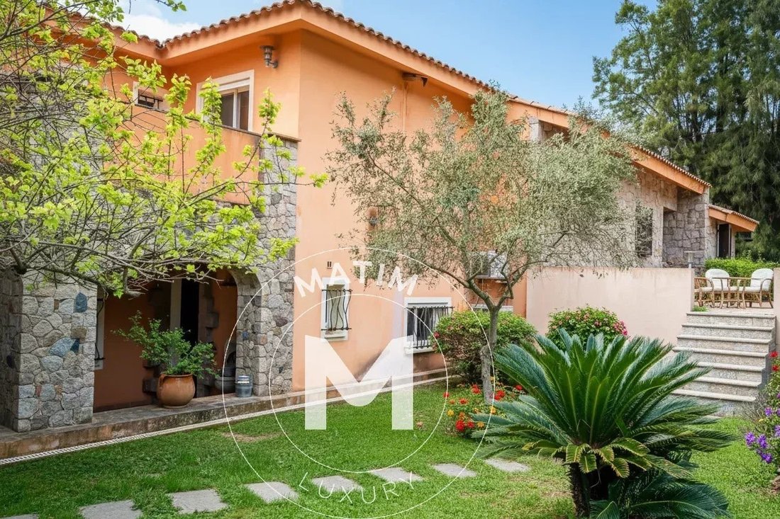 Villa in Lecci, Corsica, France 1 - 17967045