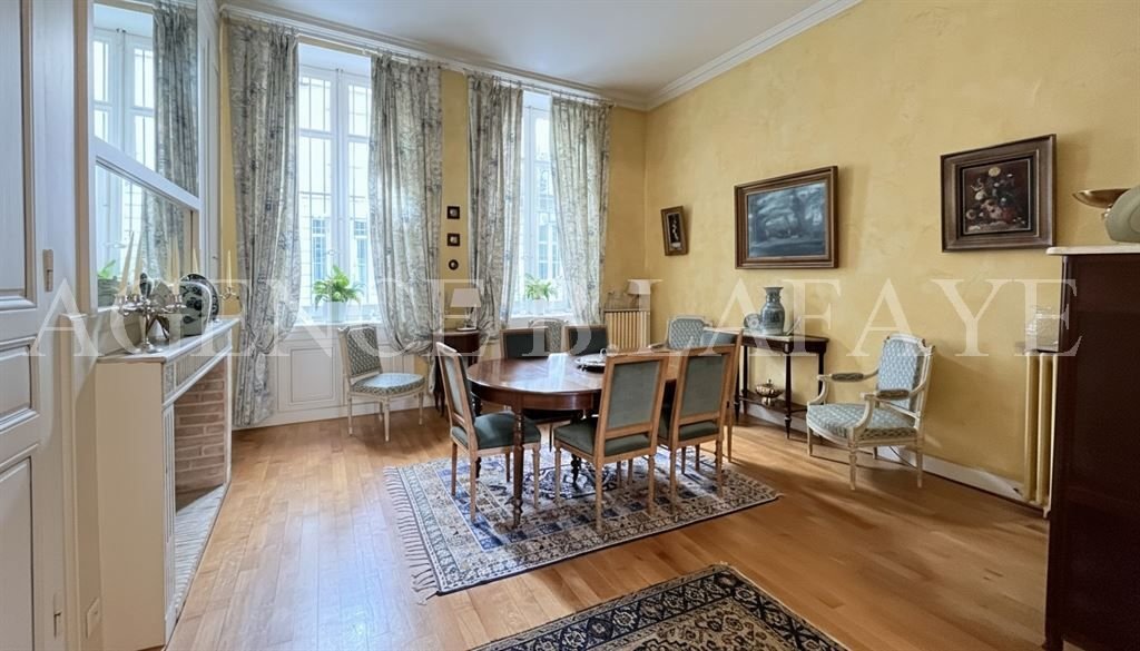 House in Grand Parc-Chartrons-Paul Doumer, Bordeaux, France 3 - 16333691