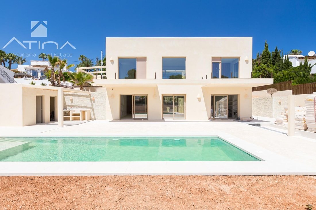 Villa in Cala Blanca, Xabia / Javea, Valencian Community 2 - 17378596