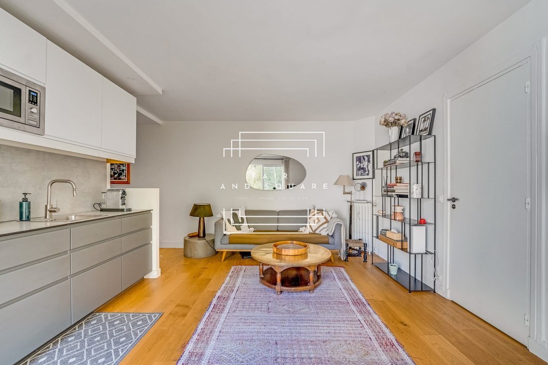 Apartment in La Fourche-Guy Môquet, Paris 17e Arrondissement, Paris 1 - 18012187