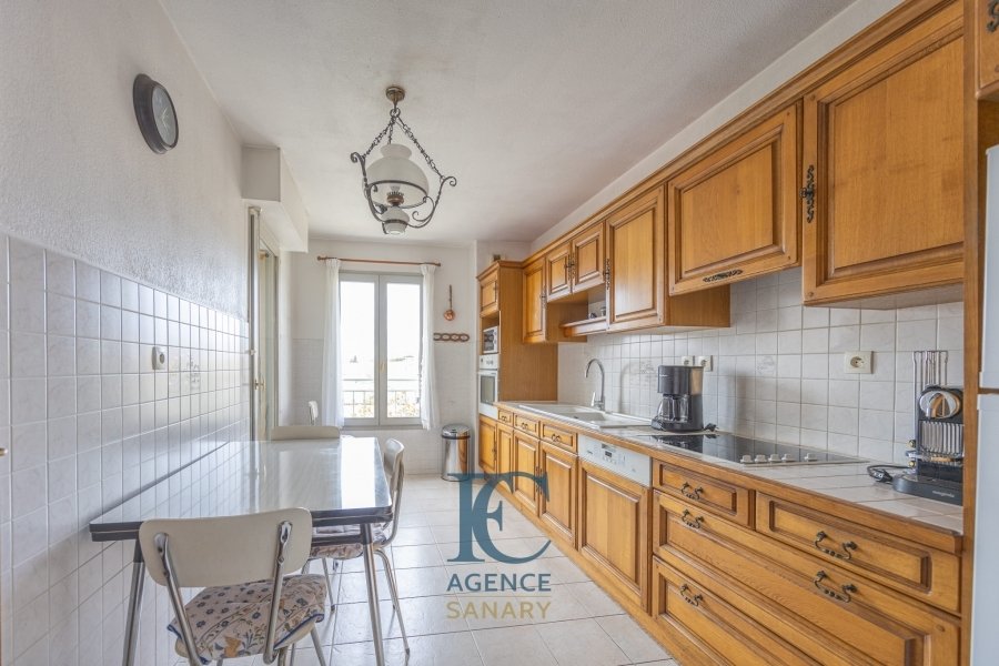 Wohnung in Sanary-sur-Mer, Provence-Alpes-Côte d'Azur, Frankreich 3 - 18009035