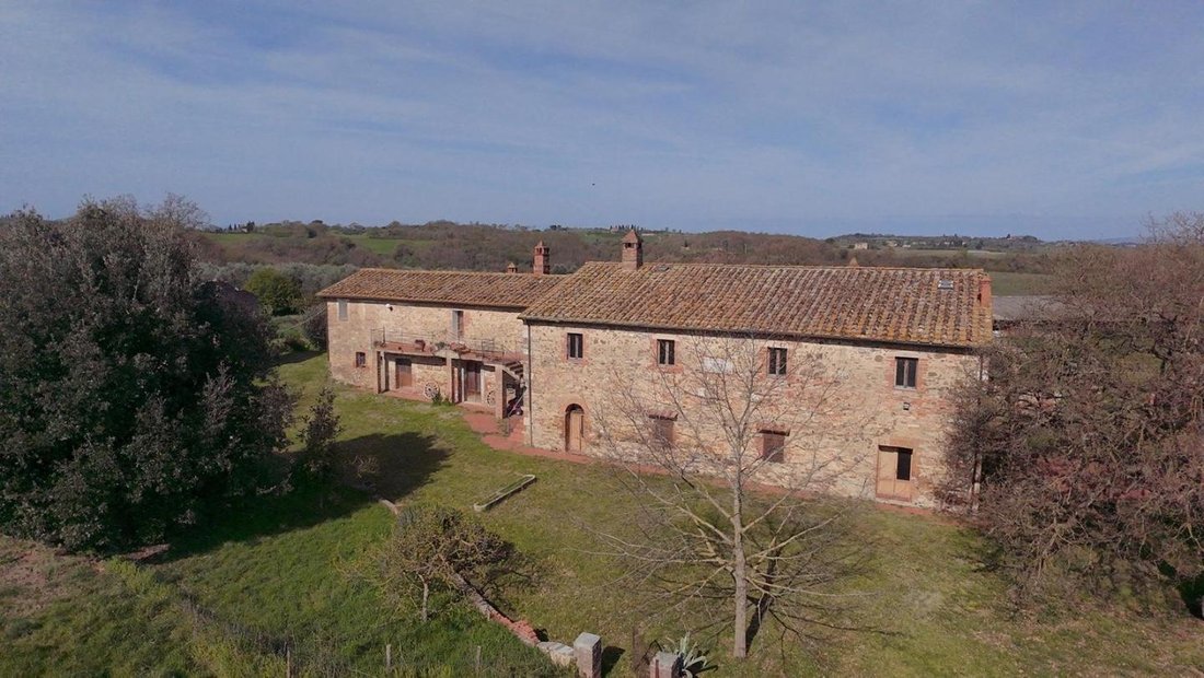 Country House in Asciano, Tuscany, Italy 5 - 18010359