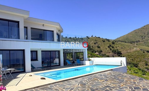 Villa in Cerbère, Occitania, France 1