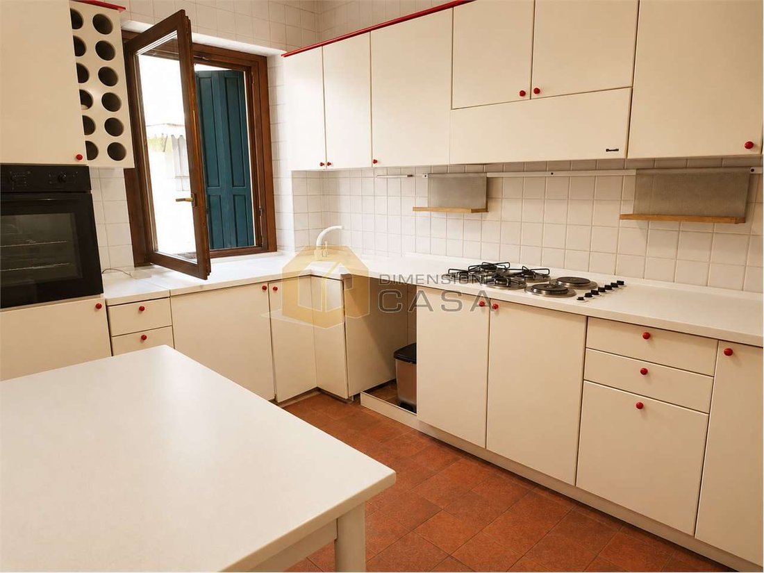 Apartment in Historic Center, Brescia, Lombardy 3 - 18008213