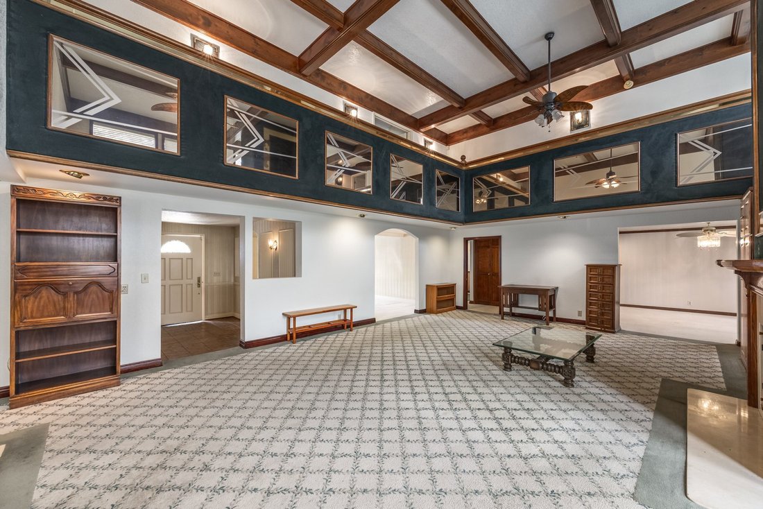 House in Holladay, Utah, United States 4 - 18007219