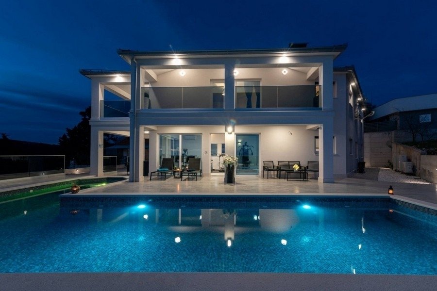 Villa in Rogoznica, Sibenik-Knin County, Croatia 2 - 18009444