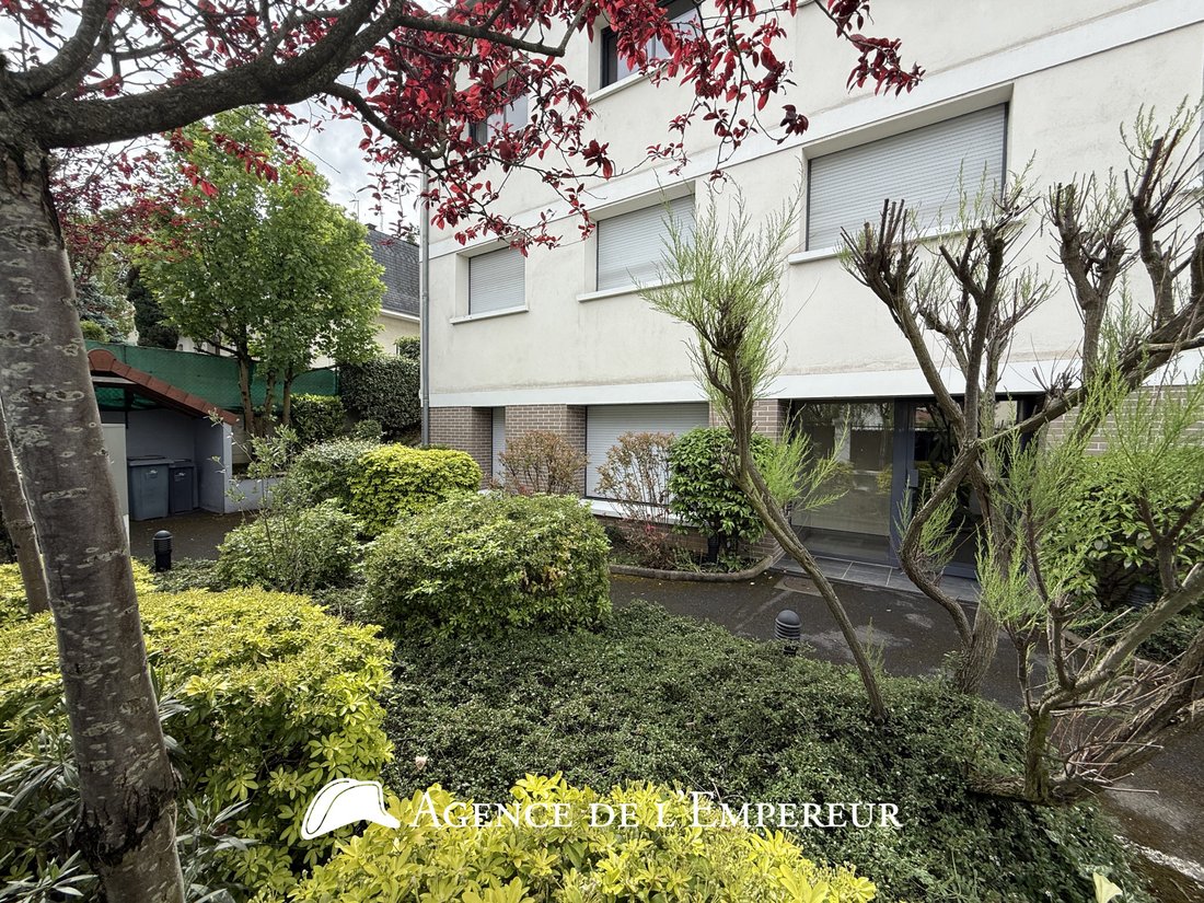 Apartment in Centre Ville, Rueil-Malmaison, France 2 - 18009301