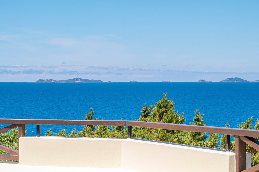 House in Coti-Chiavari, Corsica, France 4 - 15669305