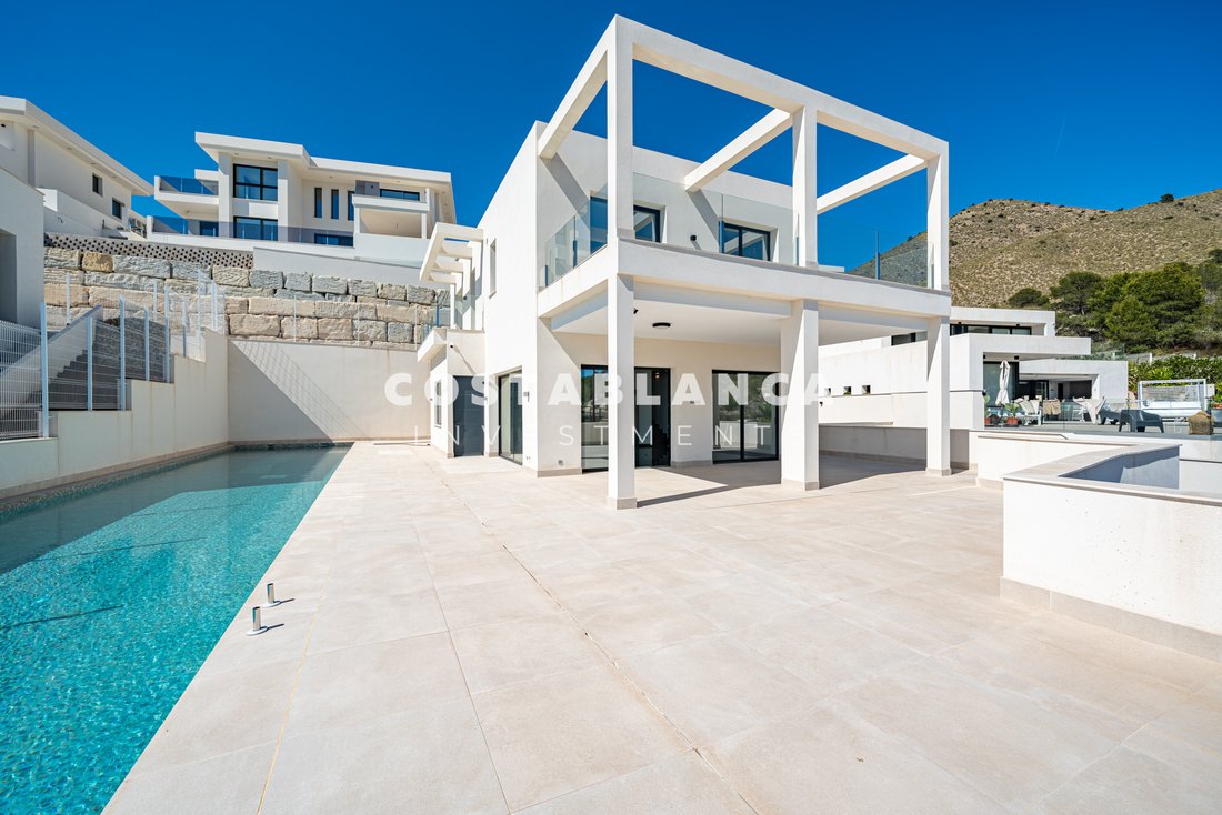 Villa in Finestrat, Valencian Community, Spain 3 - 18005590