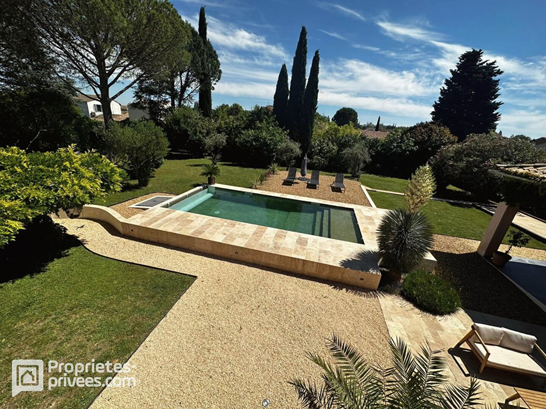 Villa in Orange, Provence-Alpes-Côte d'Azur, France 2 - 18006942