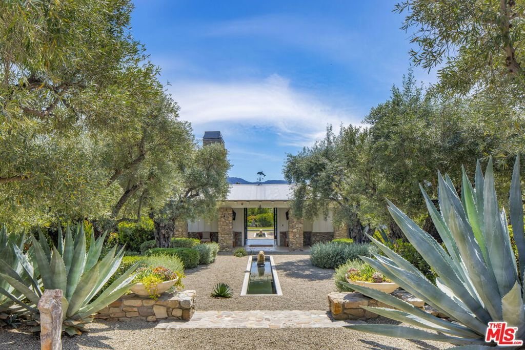 House in Ojai, California, United States 5 - 18005026