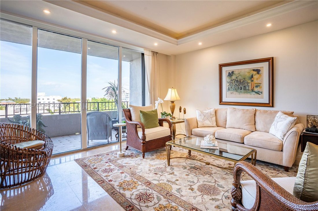 Condo in Key Biscayne, Florida, United States 4 - 17138227