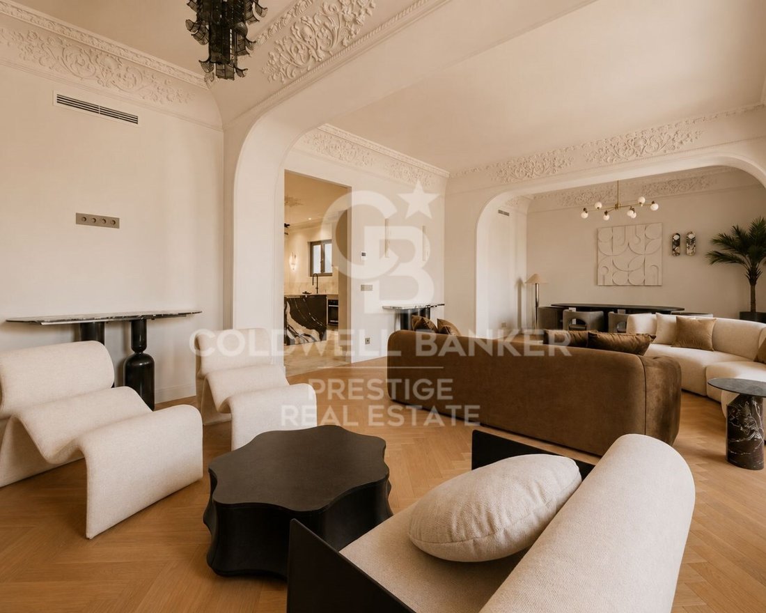Apartment in Eixample, Barcelona, Spain 2 - 18011076