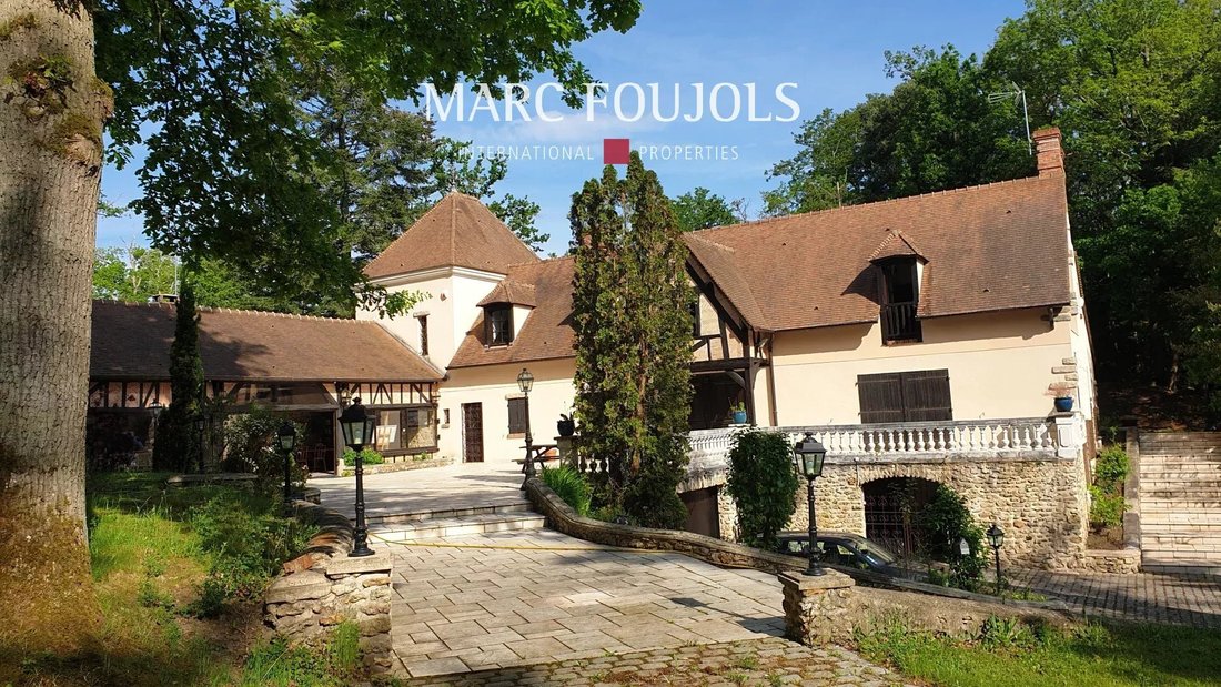 Estate in Rambouillet, Ile-de-France, France 2 - 13813720
