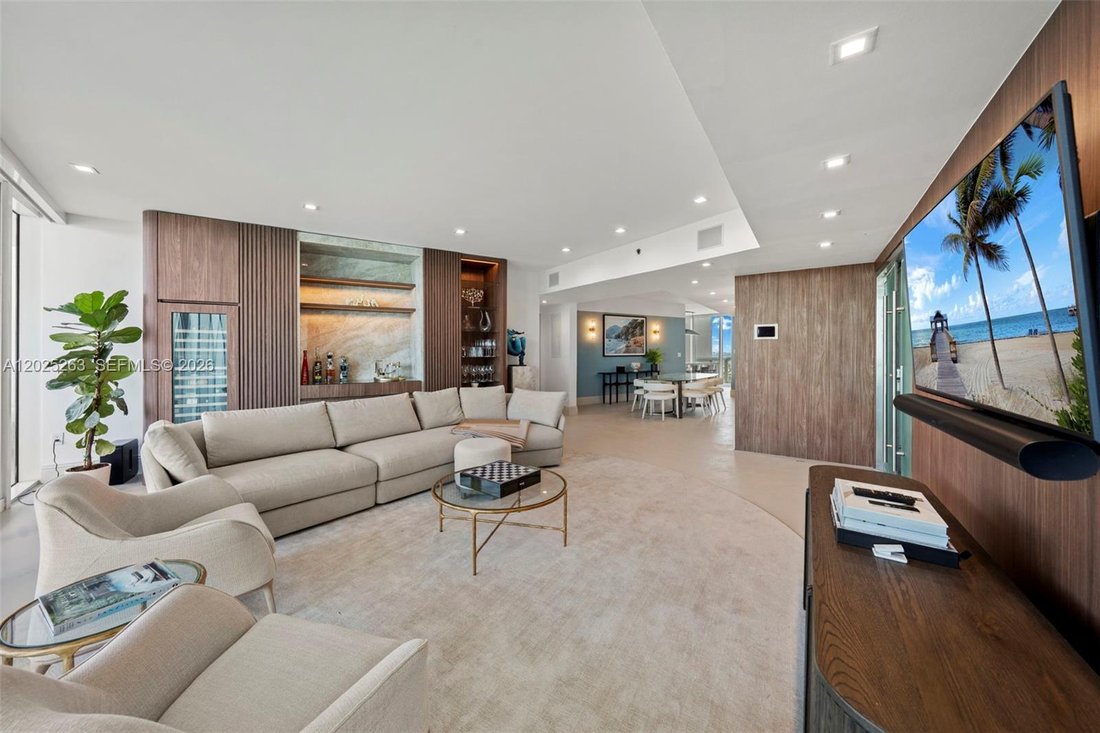 Condo in Miami Beach, Florida, United States 2 - 18008049