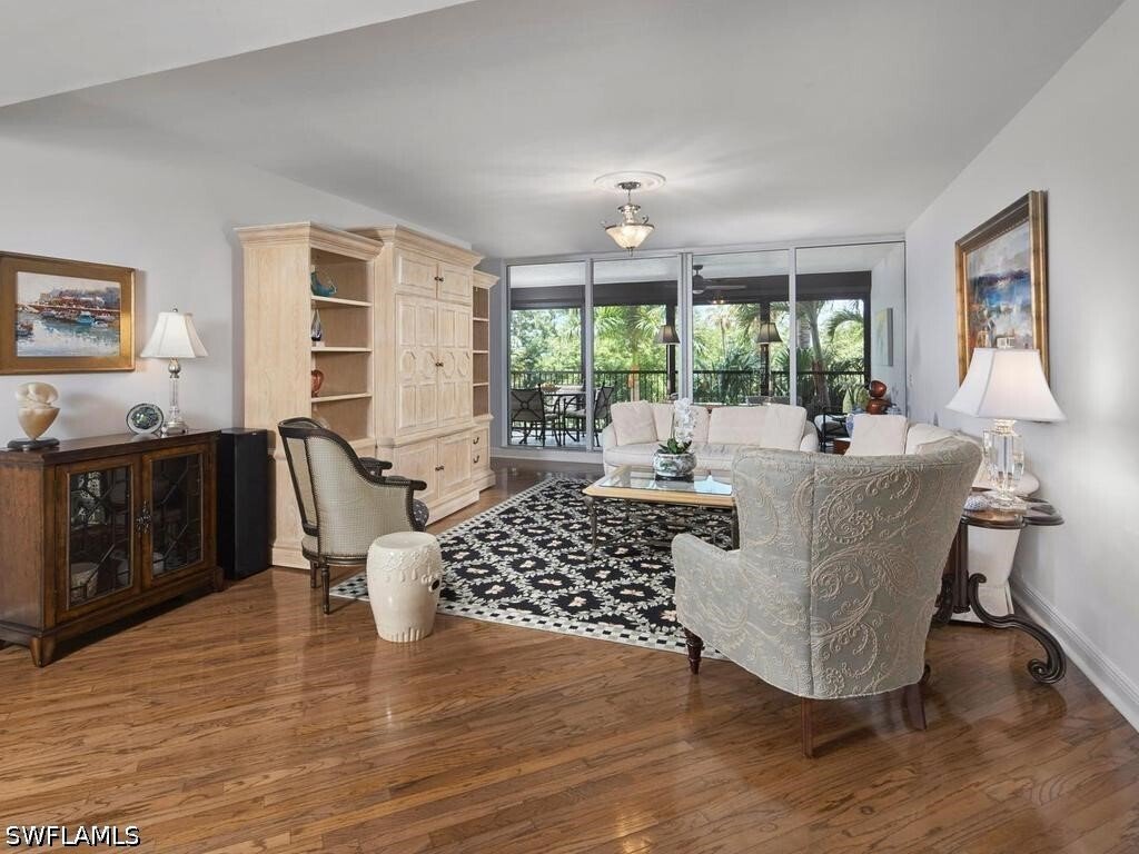 Condo in Naples, Florida, United States 4 - 18008376