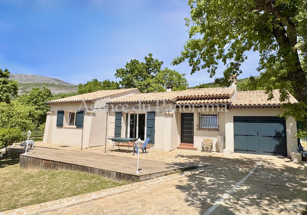 Villa in Saint-Vallier-de-Thiey, Provence-Alpes-Côte d'Azur, France 1 - 18005834