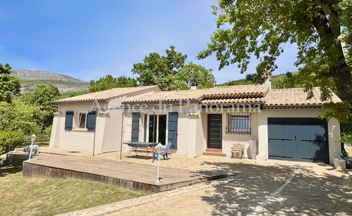 Villa à Saint-Vallier-de-Thiey, Provence-Alpes-Côte d'Azur, France 1