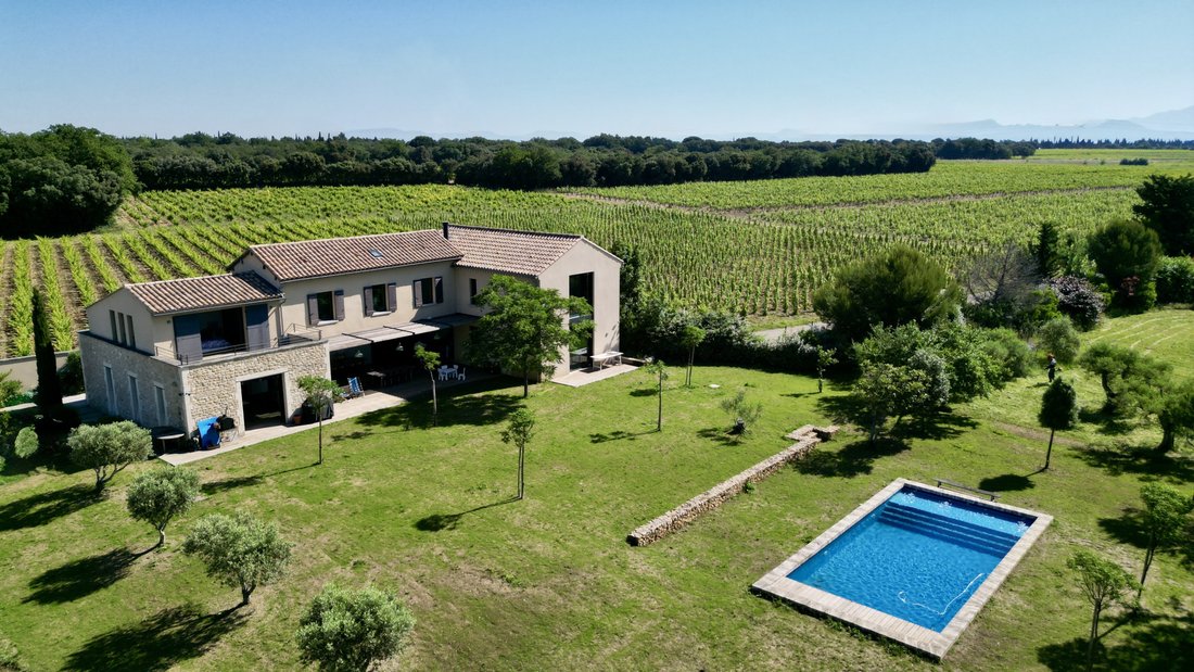 Maison à Châteauneuf-du-Pape, Provence-Alpes-Côte d'Azur, France 1 - 17988892