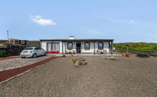 Villa en São Bartolomeu de Regatos, Azores, Portugal 1