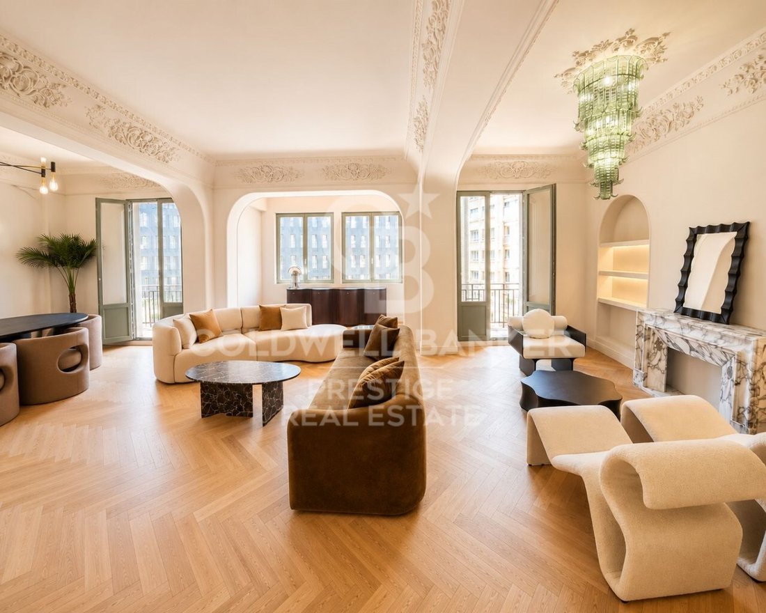 Apartment in Eixample, Barcelona, Spain 1 - 18011076