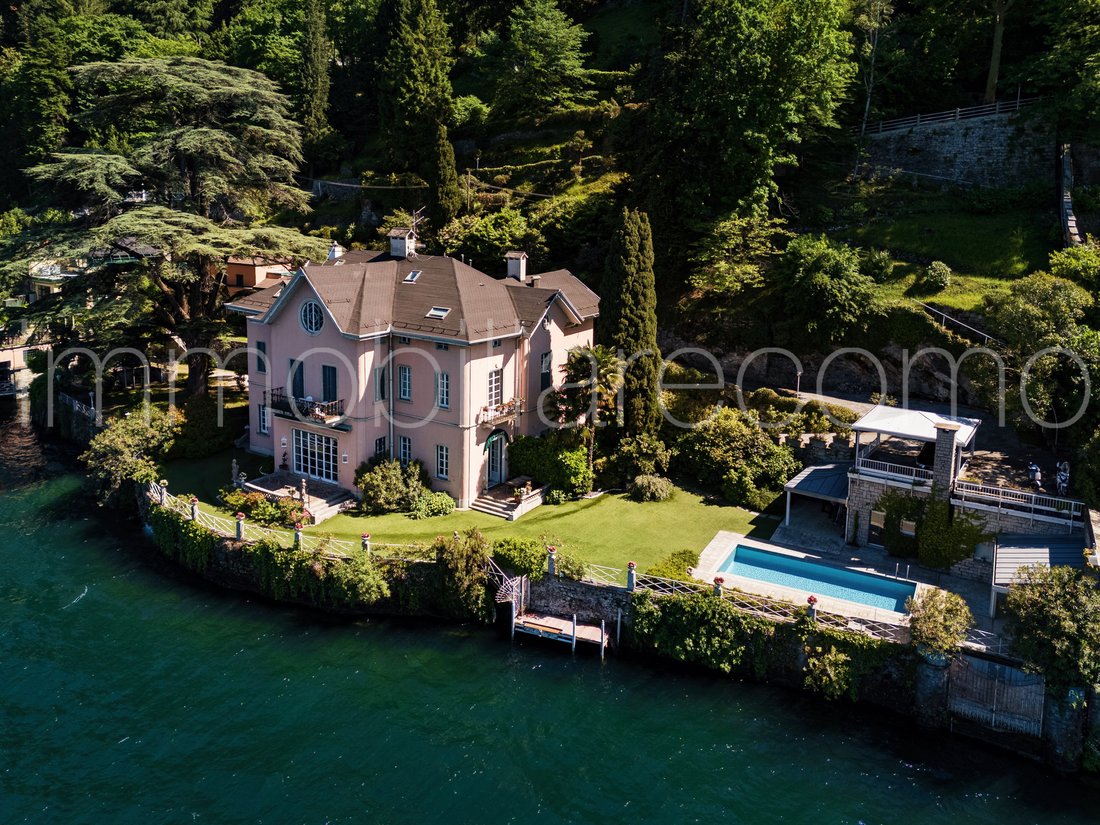 Apartment in Eastern Lake Center, Como, Lombardy 1 - 18013181