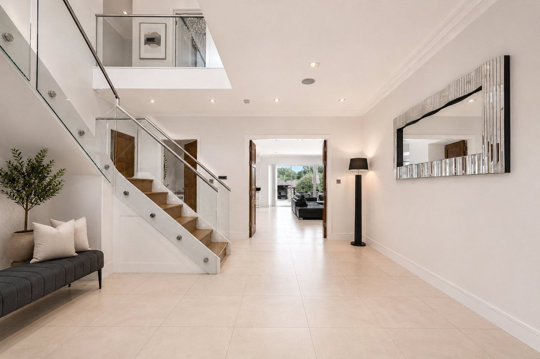 House in Little Heath, Hertsmere, England 3 - 17928408