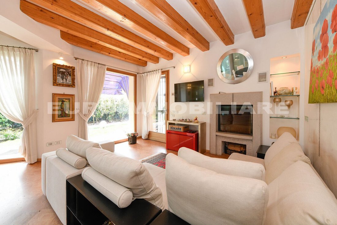 Villa in Gussago, Lombardy, Italy 4 - 18012813